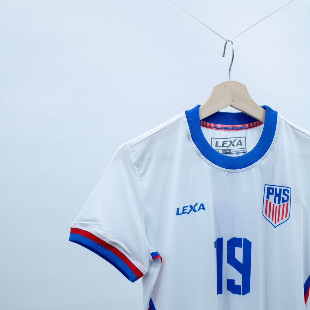 LEXA SPORT PARTNERS WITH PORTER HIGH SCHOOL TO EQUIP GIRLS SOCCER TEAM WITH OFFICIAL GAME UNIFORMS