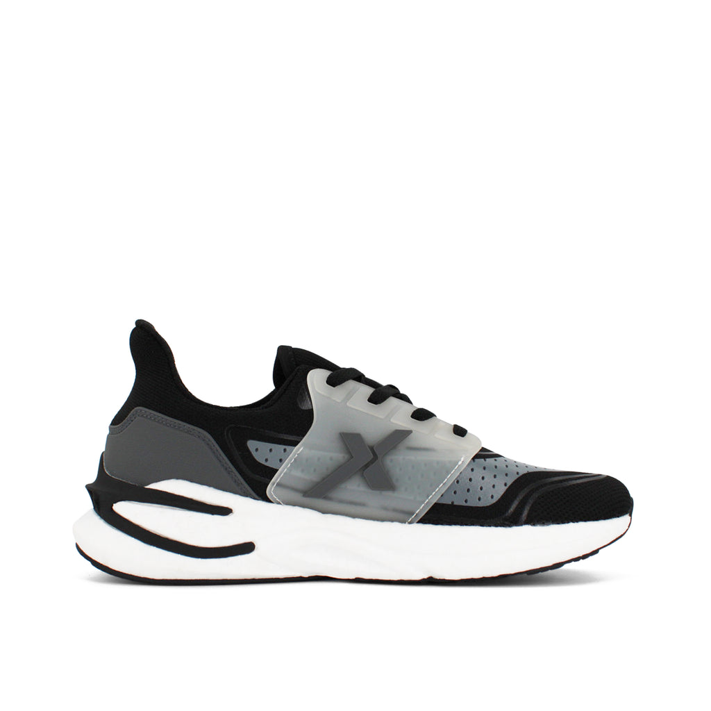 Black and White Running Shoes - LEXA SPORT