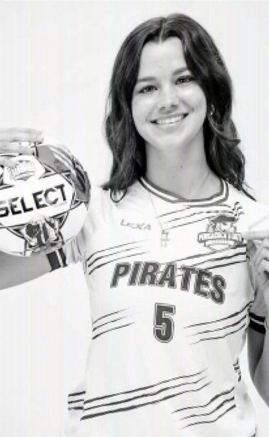 Volleyball player in a Lexa custom uniform